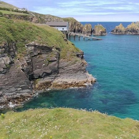Marios Lodge Padstow Exteriör bild