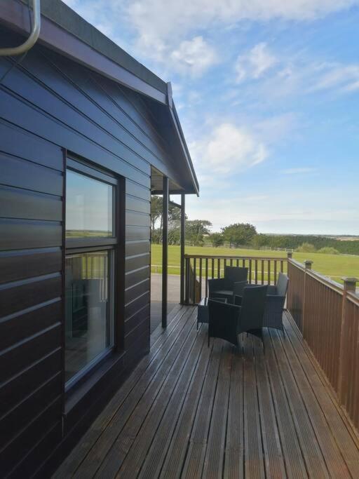 Marios Lodge Padstow Exteriör bild